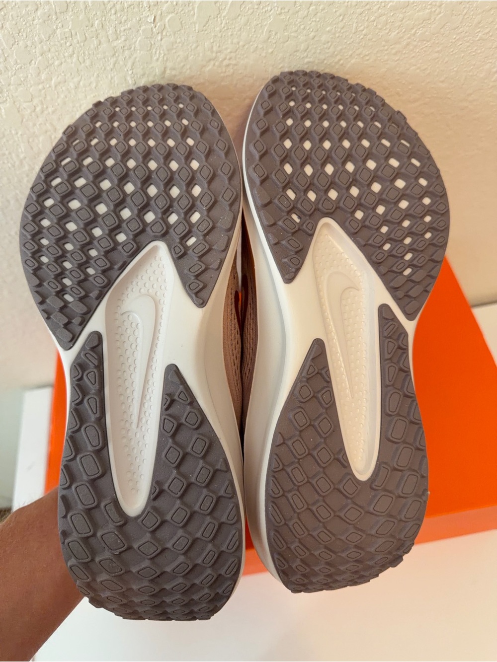 Nike Quest 6 Women’s Running Shoes - Picture 6 of 8